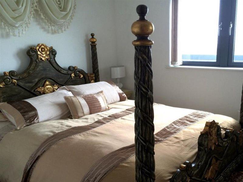 Waterfront Penthouses Apartment Swansea