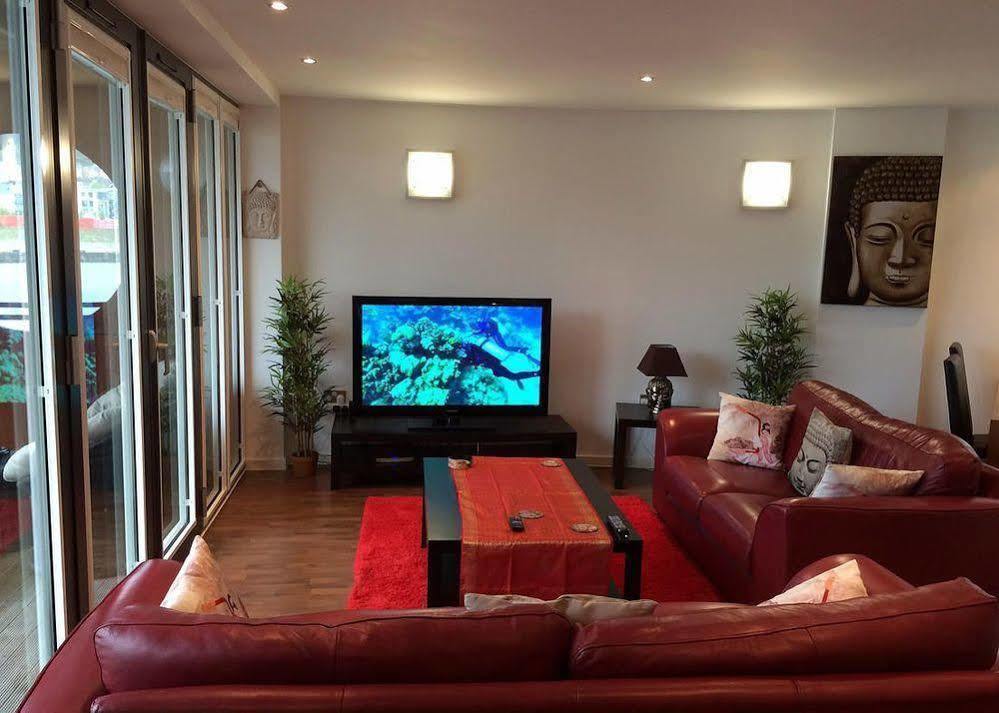 Waterfront Penthouses Apartment