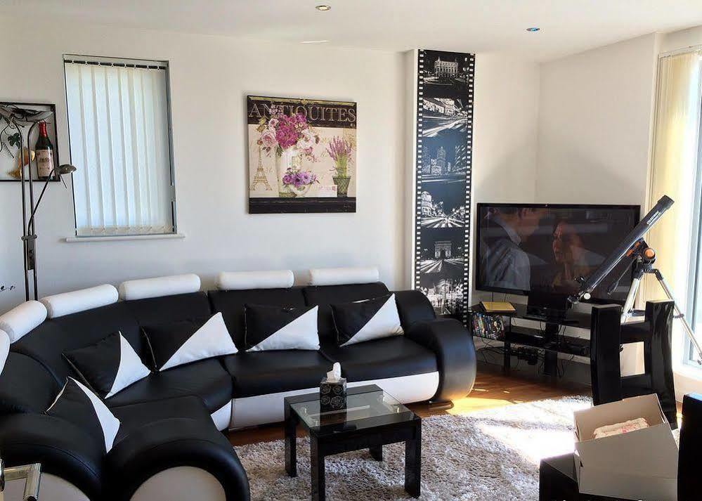 Waterfront Penthouses * Swansea